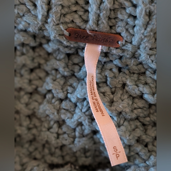 Free People Cropped Cable Knit Sweater Pullover Chunky Cotton Mock Neck Soft - Picture 2 of 6